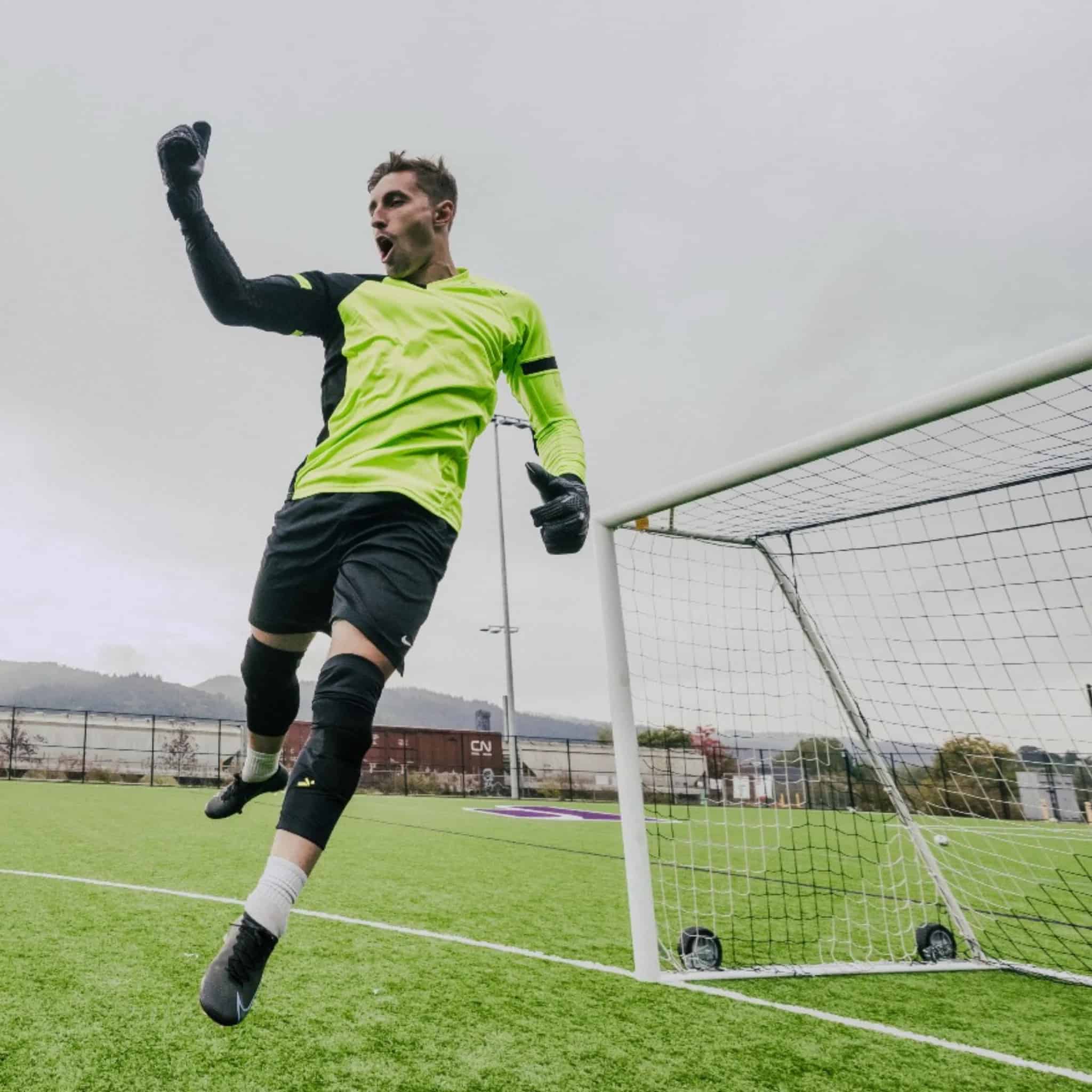 BodyShield Knee Guards Protection Gear Nike