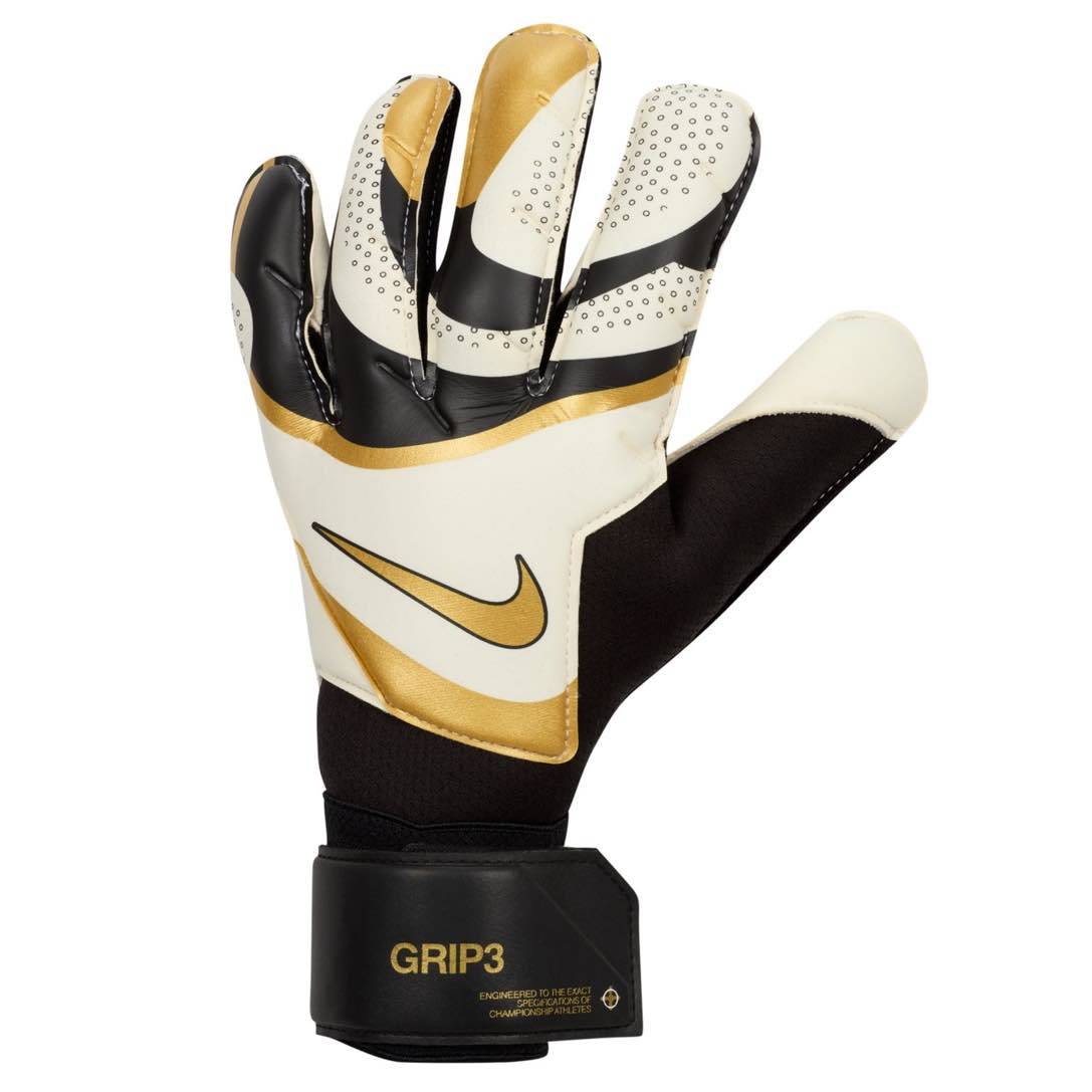 Nike Grip3 Goalie Gloves Nike Black / Gold 6