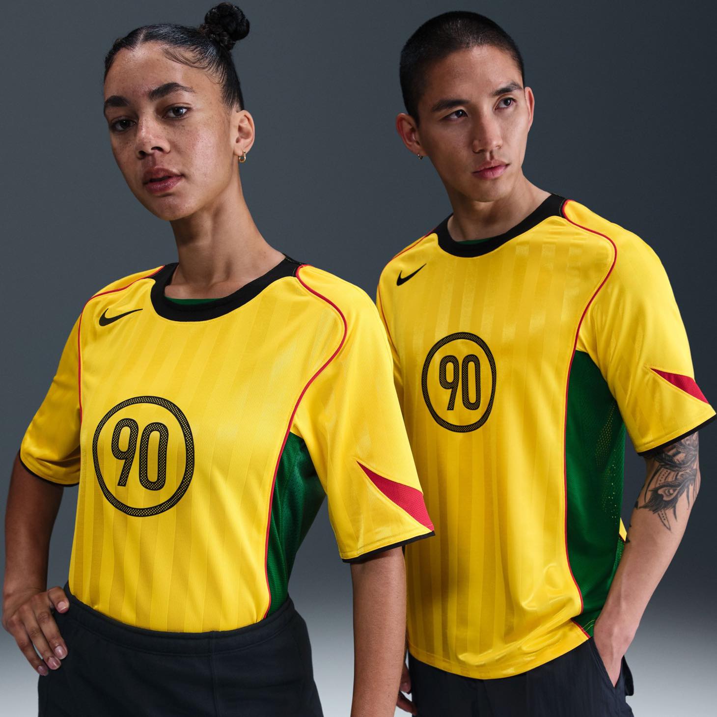 Nike Total 90 Lifestyle Tops Nike Yellow S