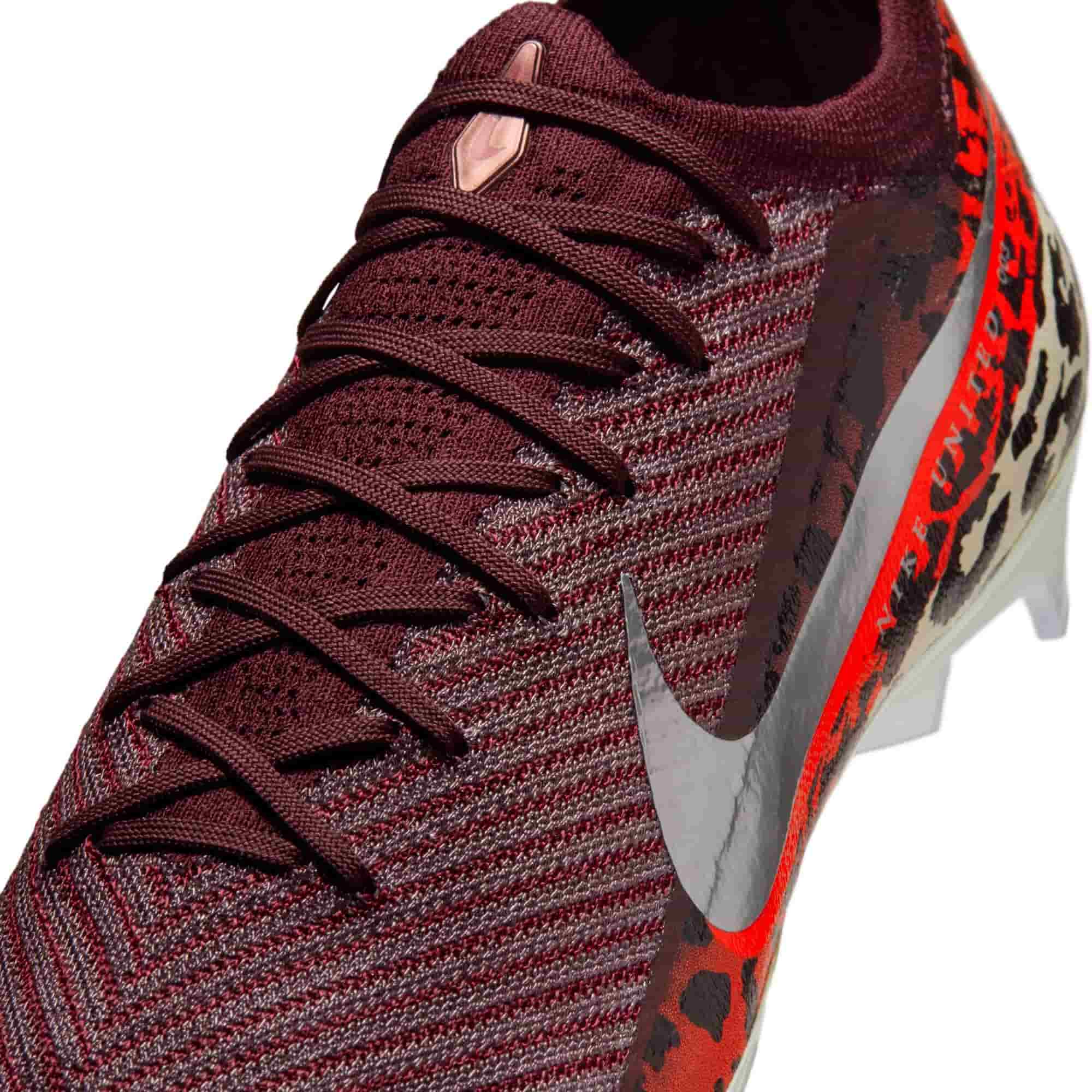 Nike United Vapor 16 Elite FG upper detail