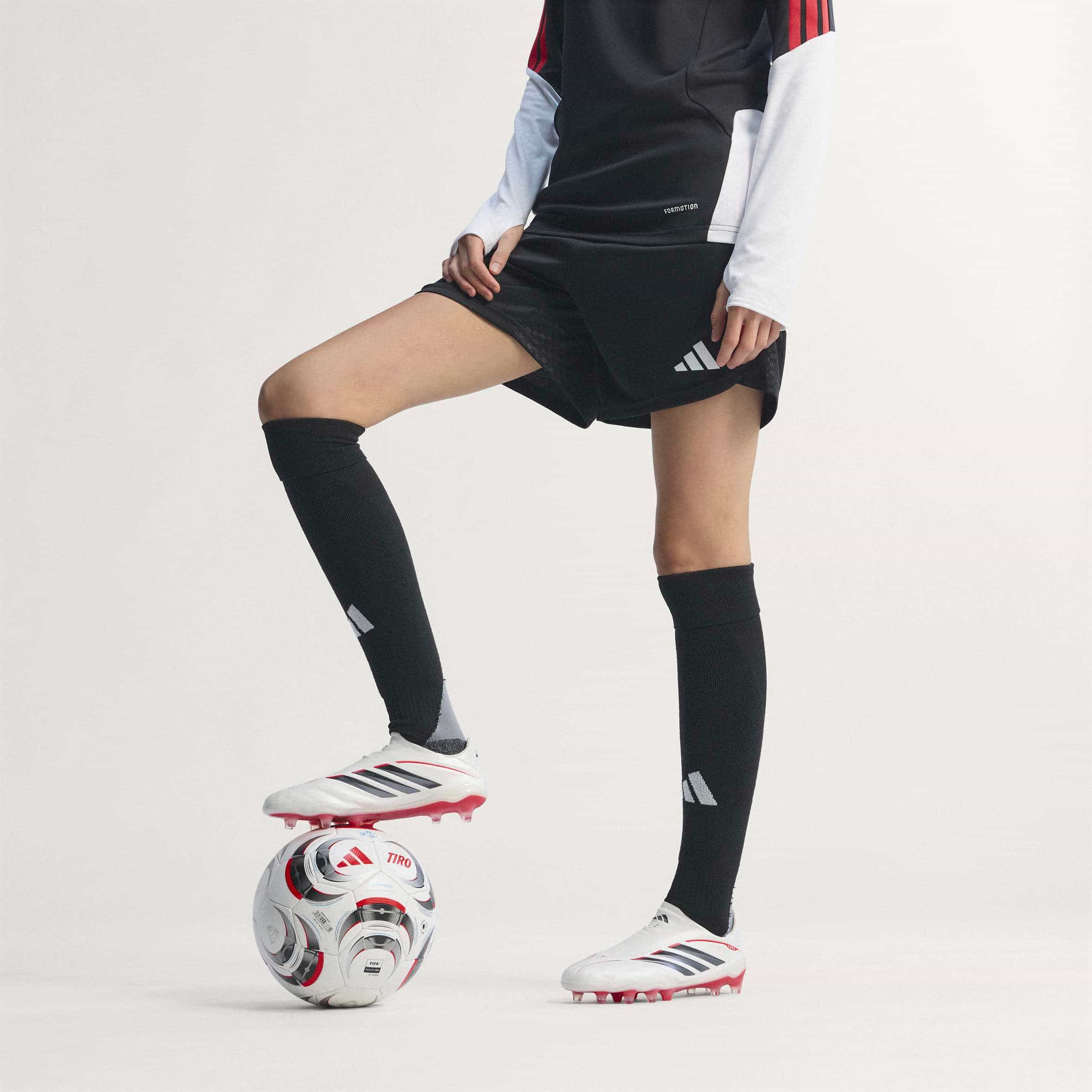 adidas COPA PURE IV ELITE Laceless FG Firm Ground (FG) adidas