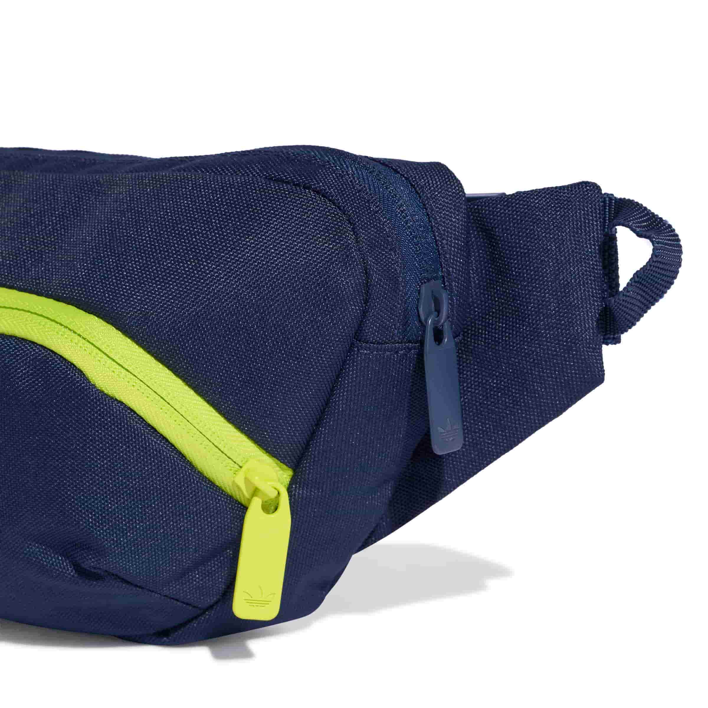Colombia 26 Waistbag Bags & Backpacks adidas