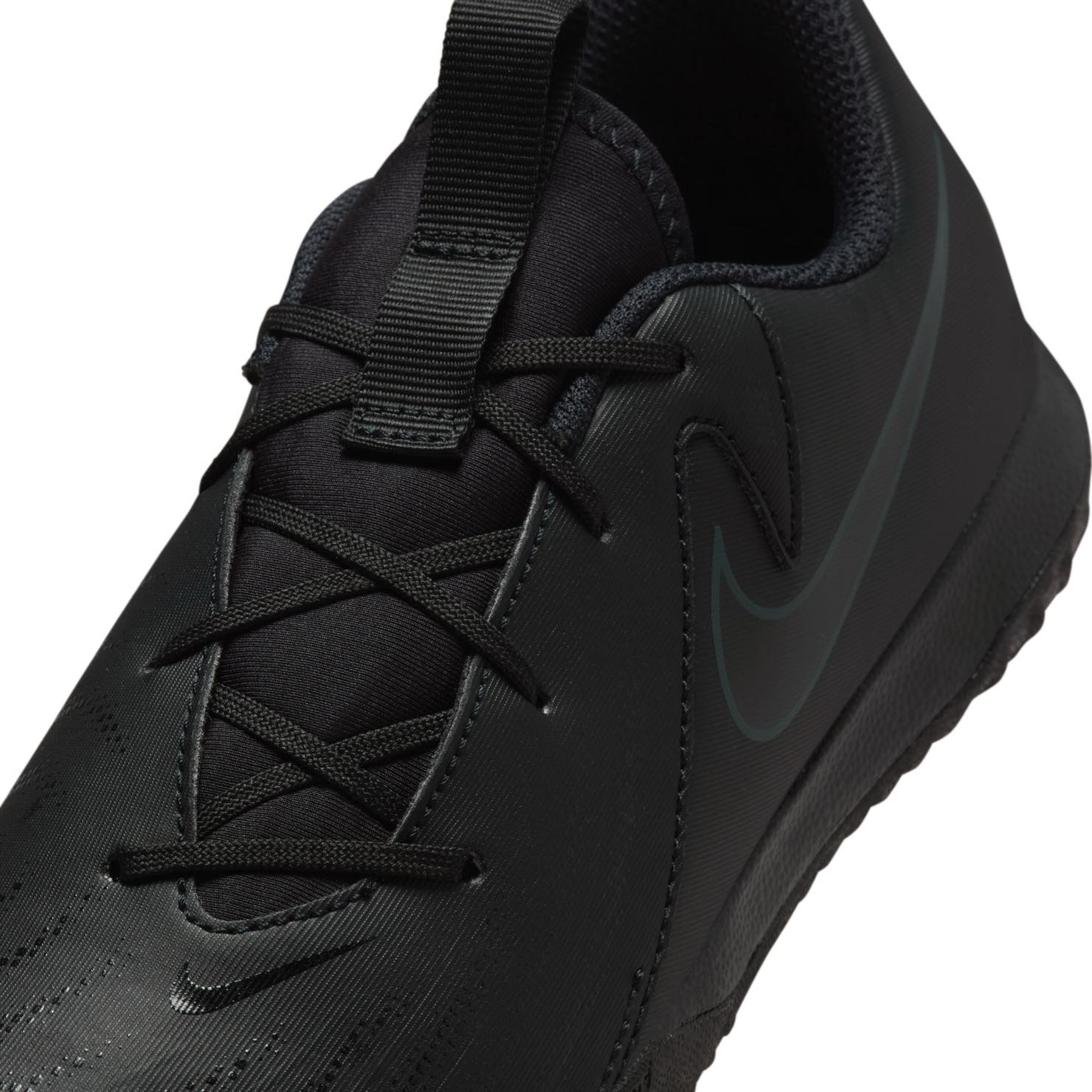 Nike Jr. Phantom GX 2 Academy IC Indoor/Futsal Nike 
