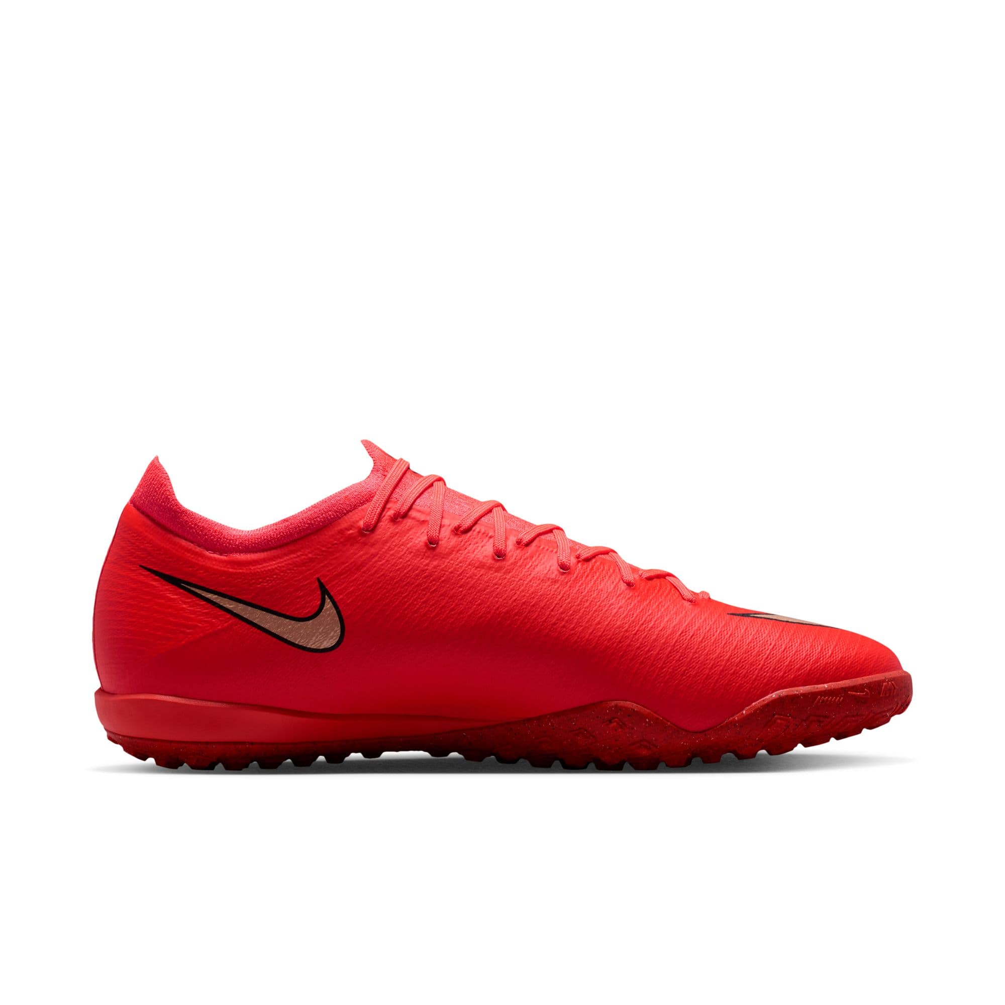 Nike Mercurial Vapor 17 Pro TF soccer shoes