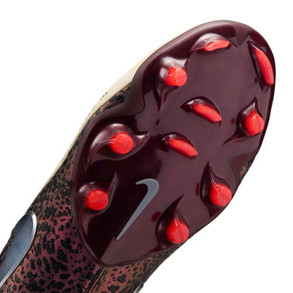 Nike United Tiempo Maestro Elite FG stud pattern detail