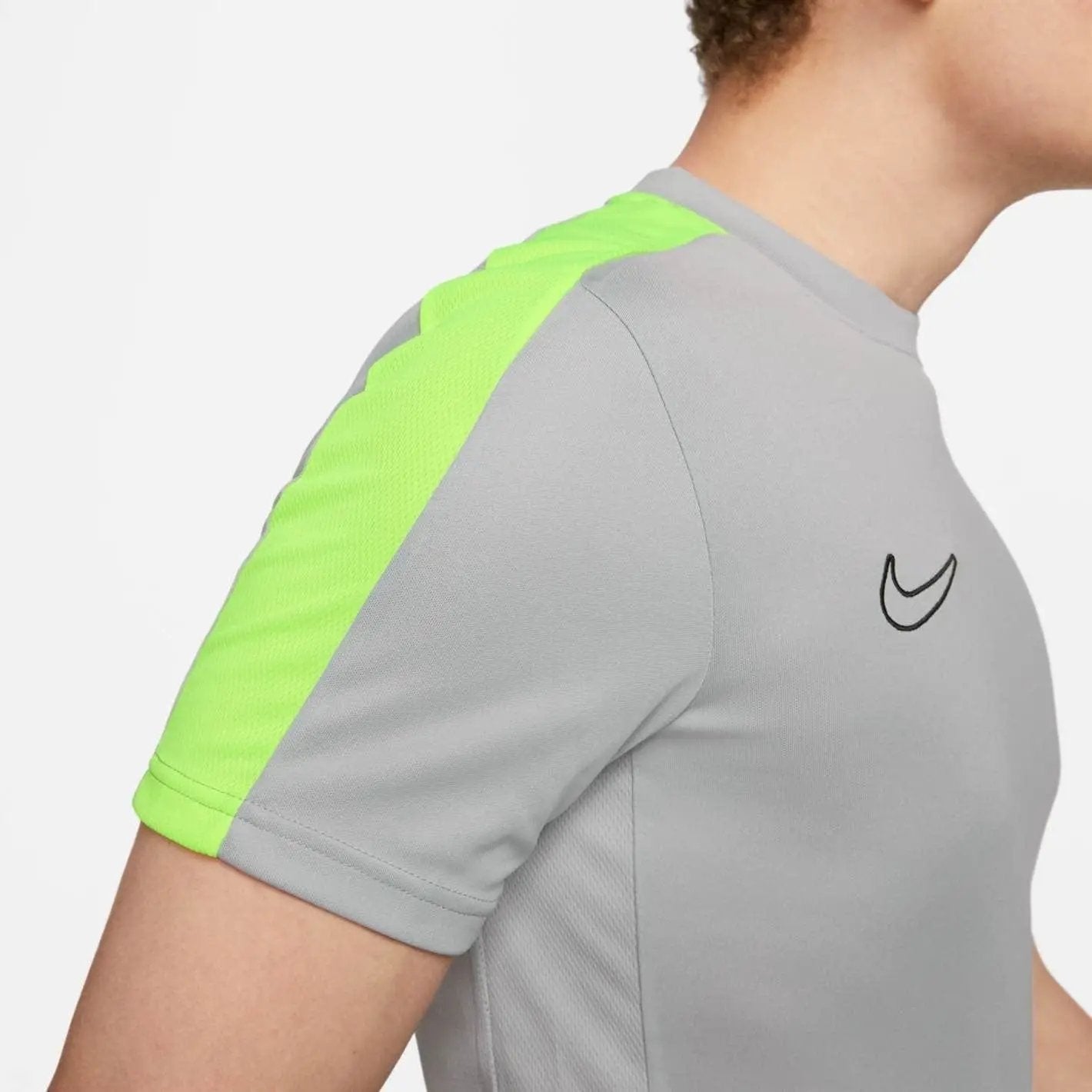 Nike Dri-FIT Academy Training Tops Nike 